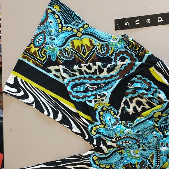 Multi Color Plunge Neckline/Back Dress Size 3X - Picture 3 of 5